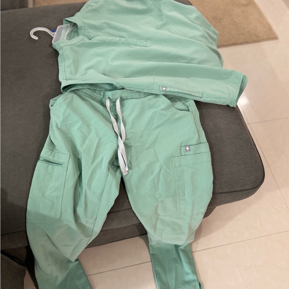 Figs Scrub Jade green set